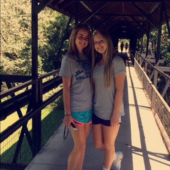 Meet your Posher, Kaylee - Picture 1 of 1